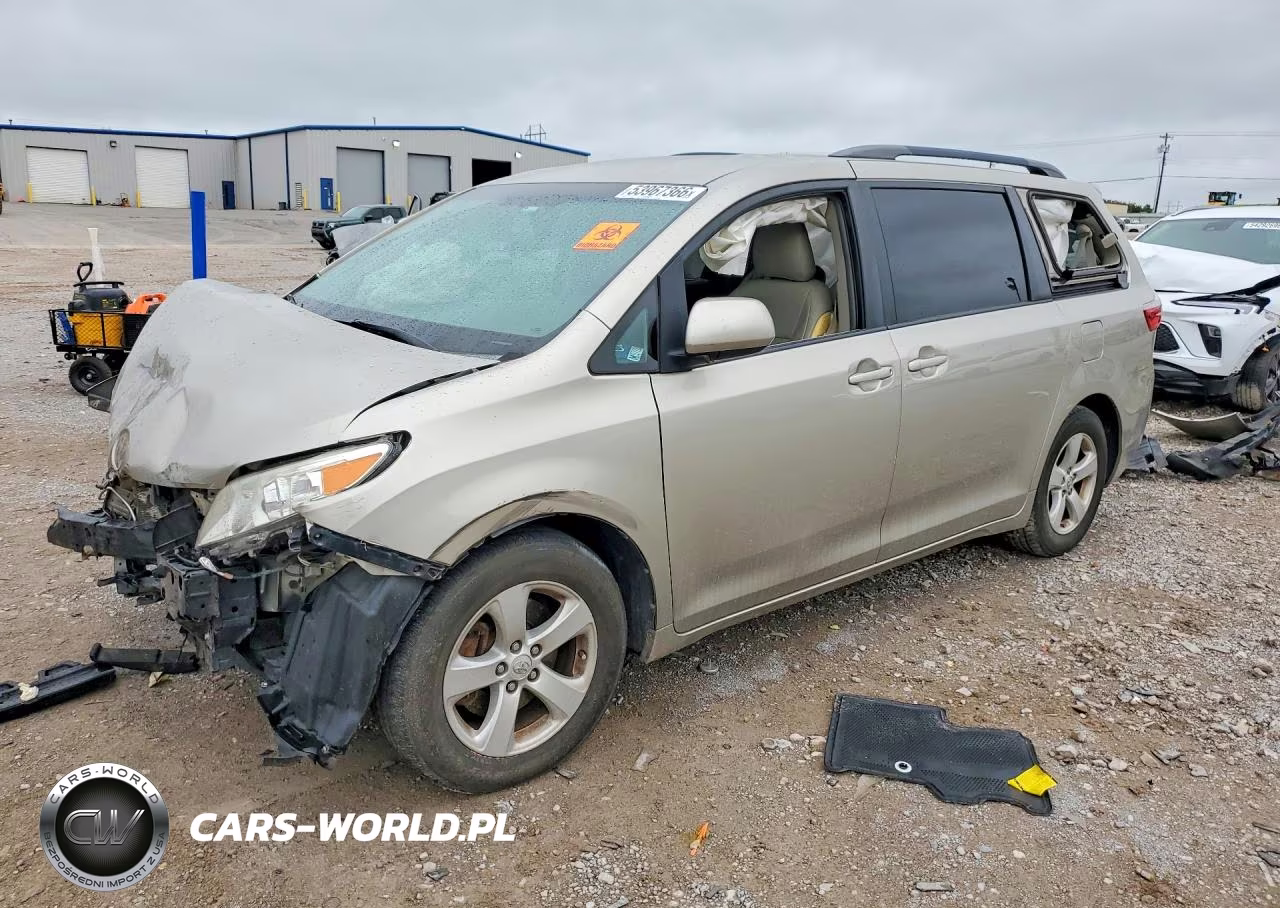 2015 Toyota Sienna Le