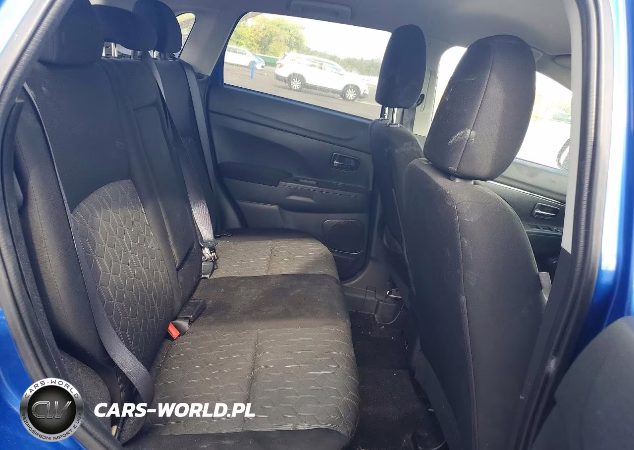 2023 Mitsubishi Outlander Sport S VIN:JA4ARUAU5PU003301 - 10