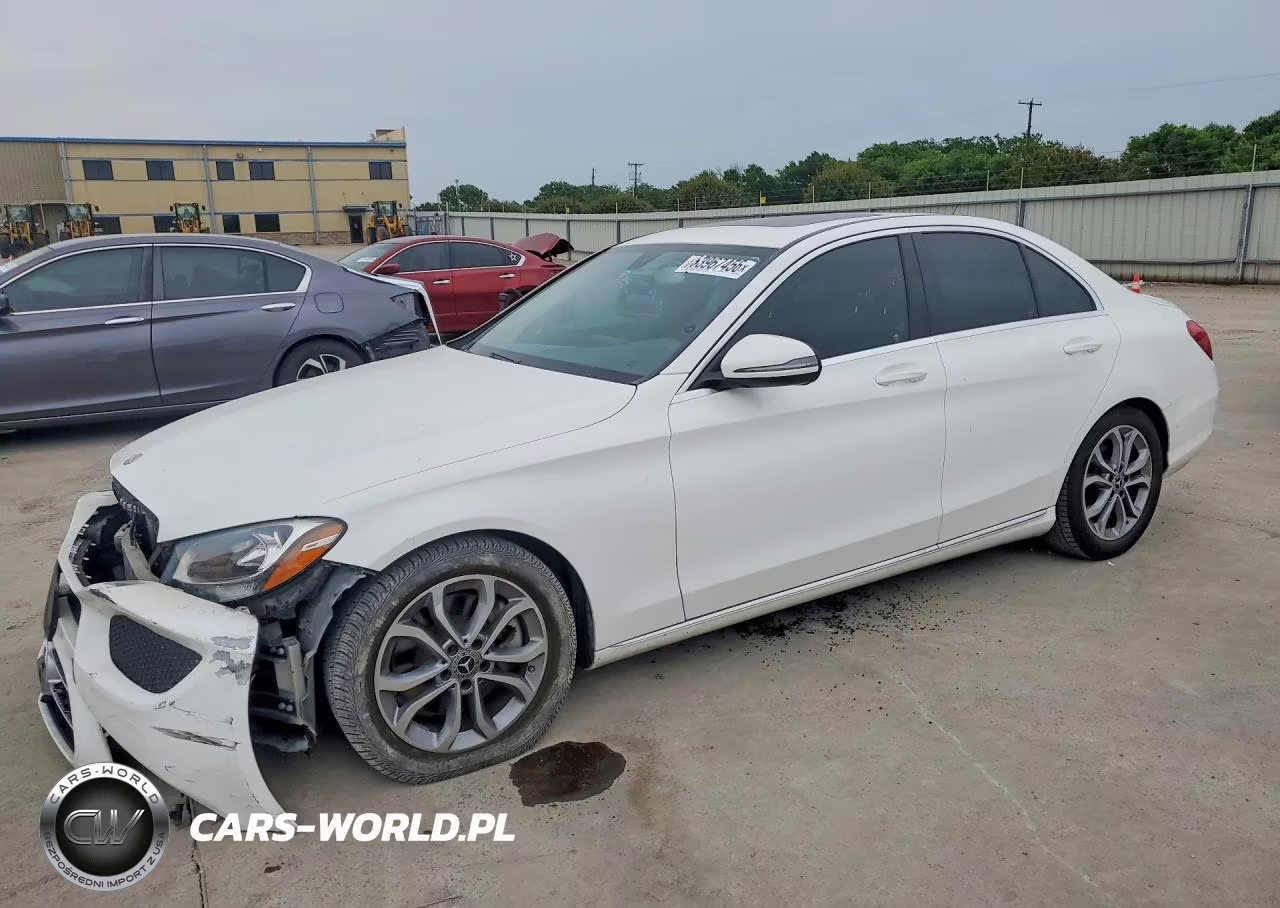 2018 Mercedes-Benz C 300 – zdjęcie 1 z 12