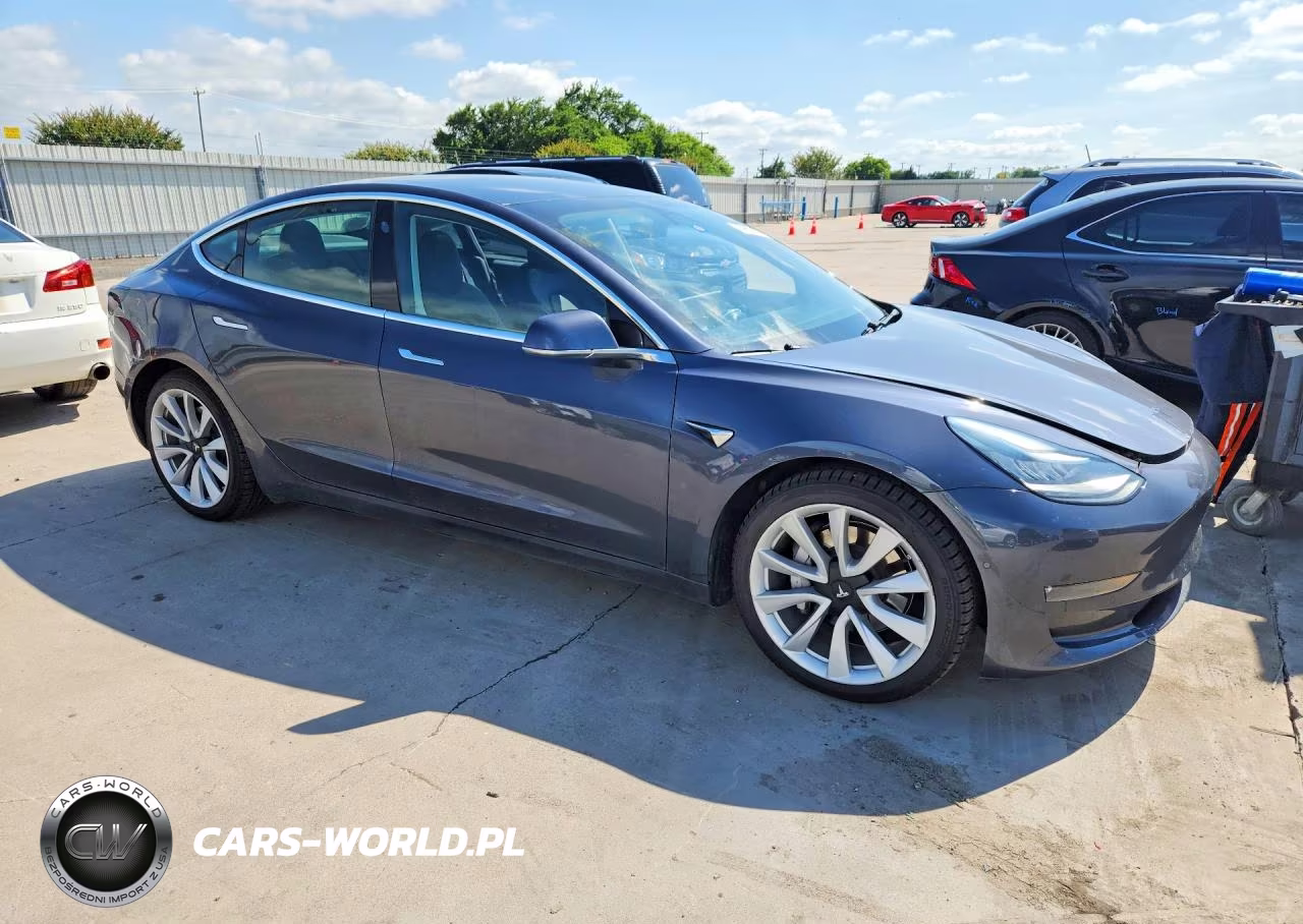 2020 Tesla Model 3 VIN:5YJ3E1EC2LF627148 - 4