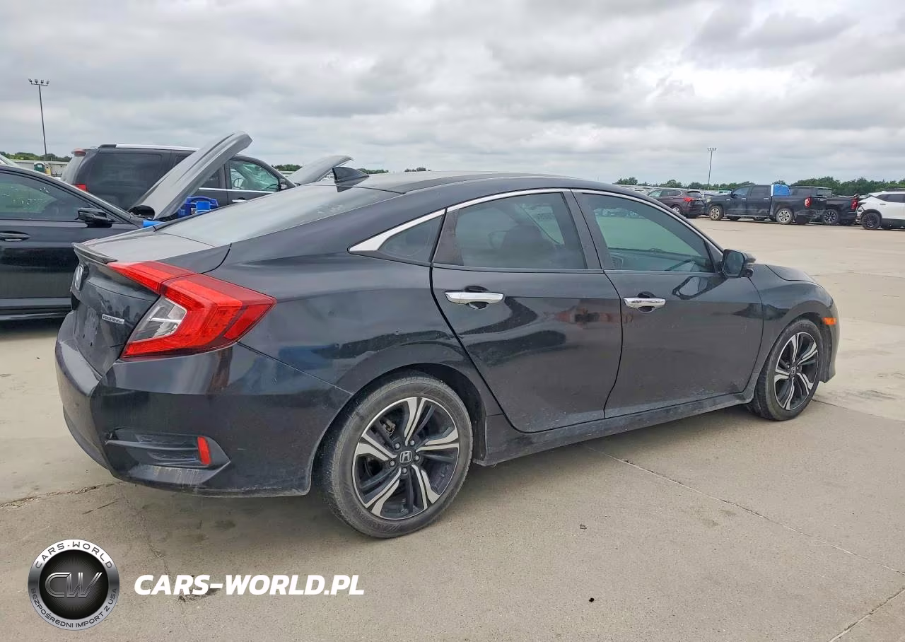 2016 Honda Civic Touring VIN:19XFC1F95GE224072 - 3
