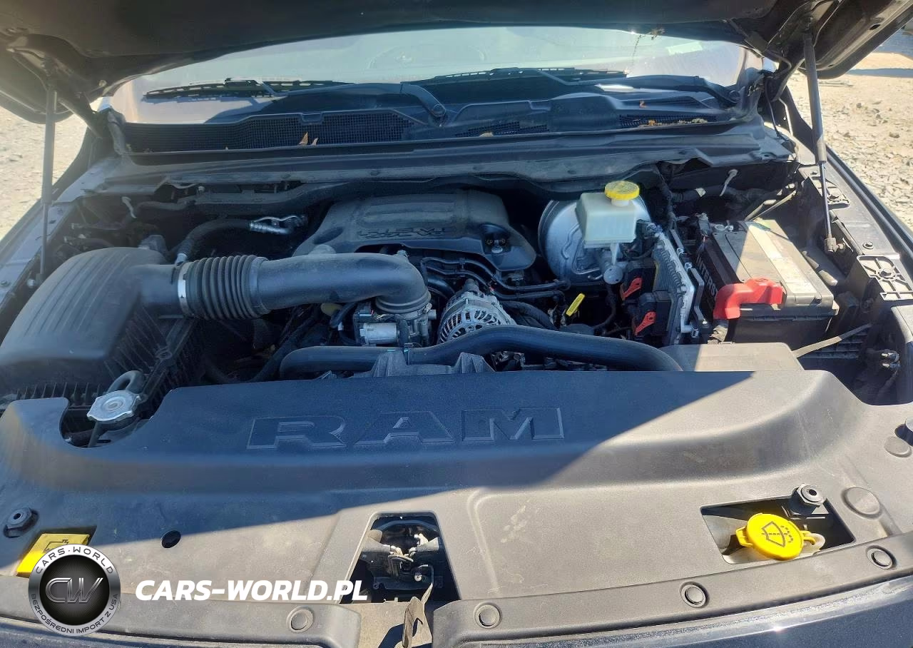2019 Ram 1500 Laramie VIN:1C6SRFRT9KN787851 - 11