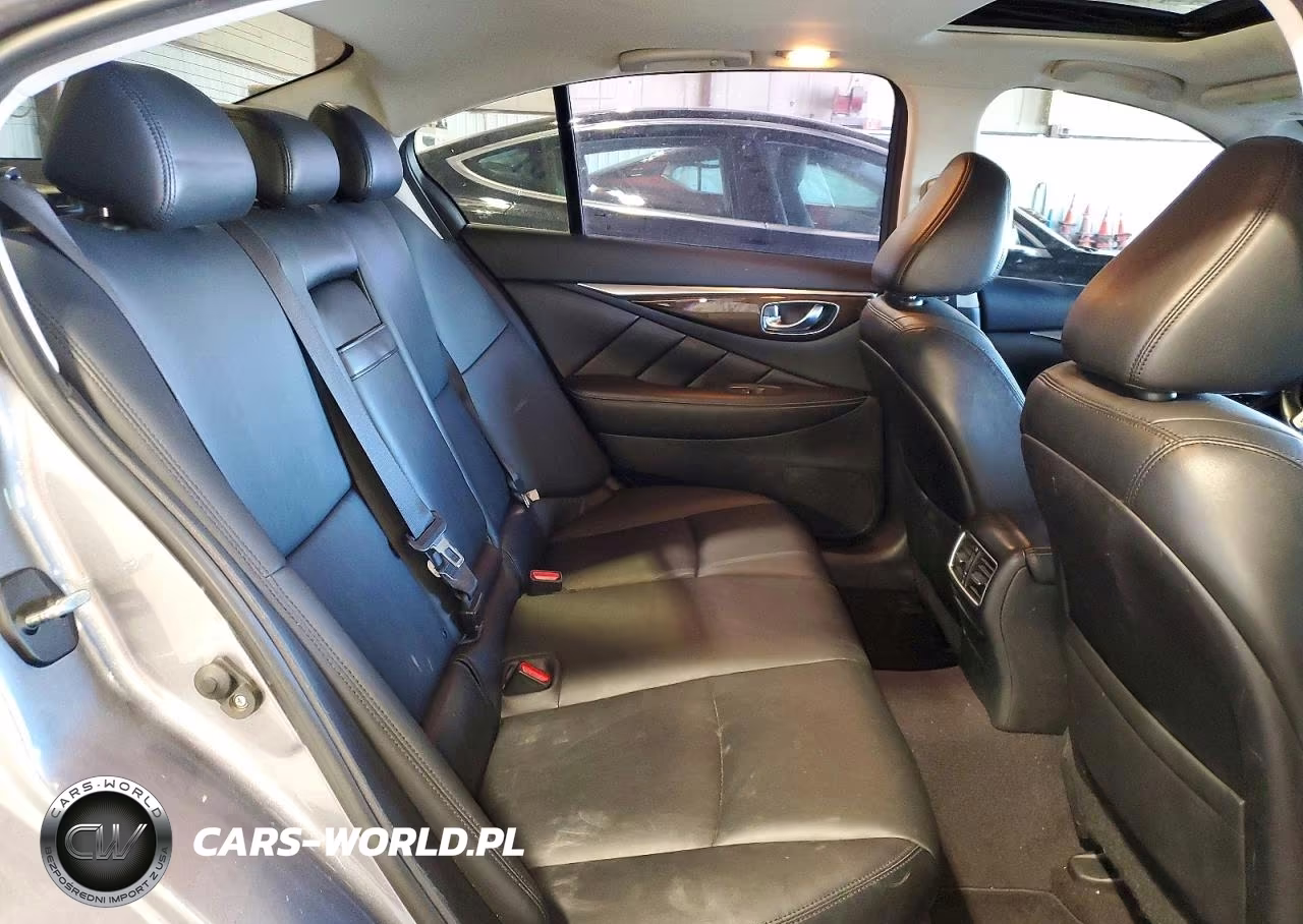 2018 Infiniti Q50 3.0T Luxe VIN:JN1EV7AR4JM610039 - 10