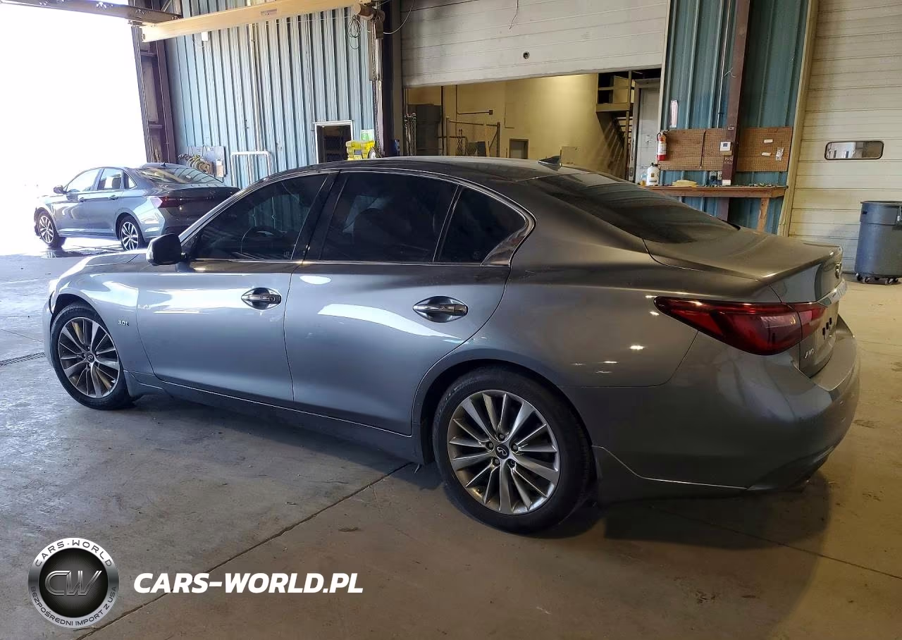 2018 Infiniti Q50 3.0T Luxe VIN:JN1EV7AR4JM610039 - 2