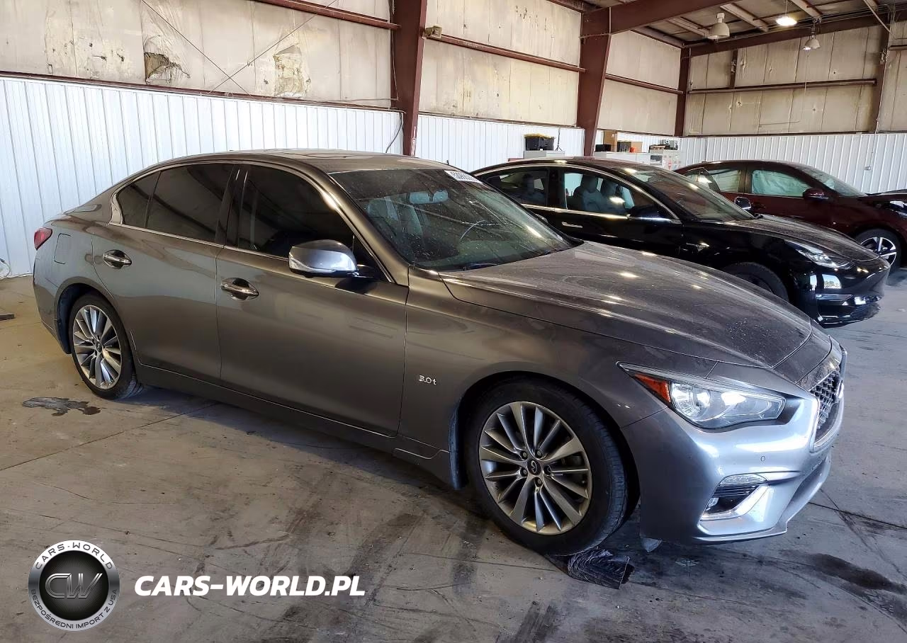 2018 Infiniti Q50 3.0T Luxe VIN:JN1EV7AR4JM610039 - 4