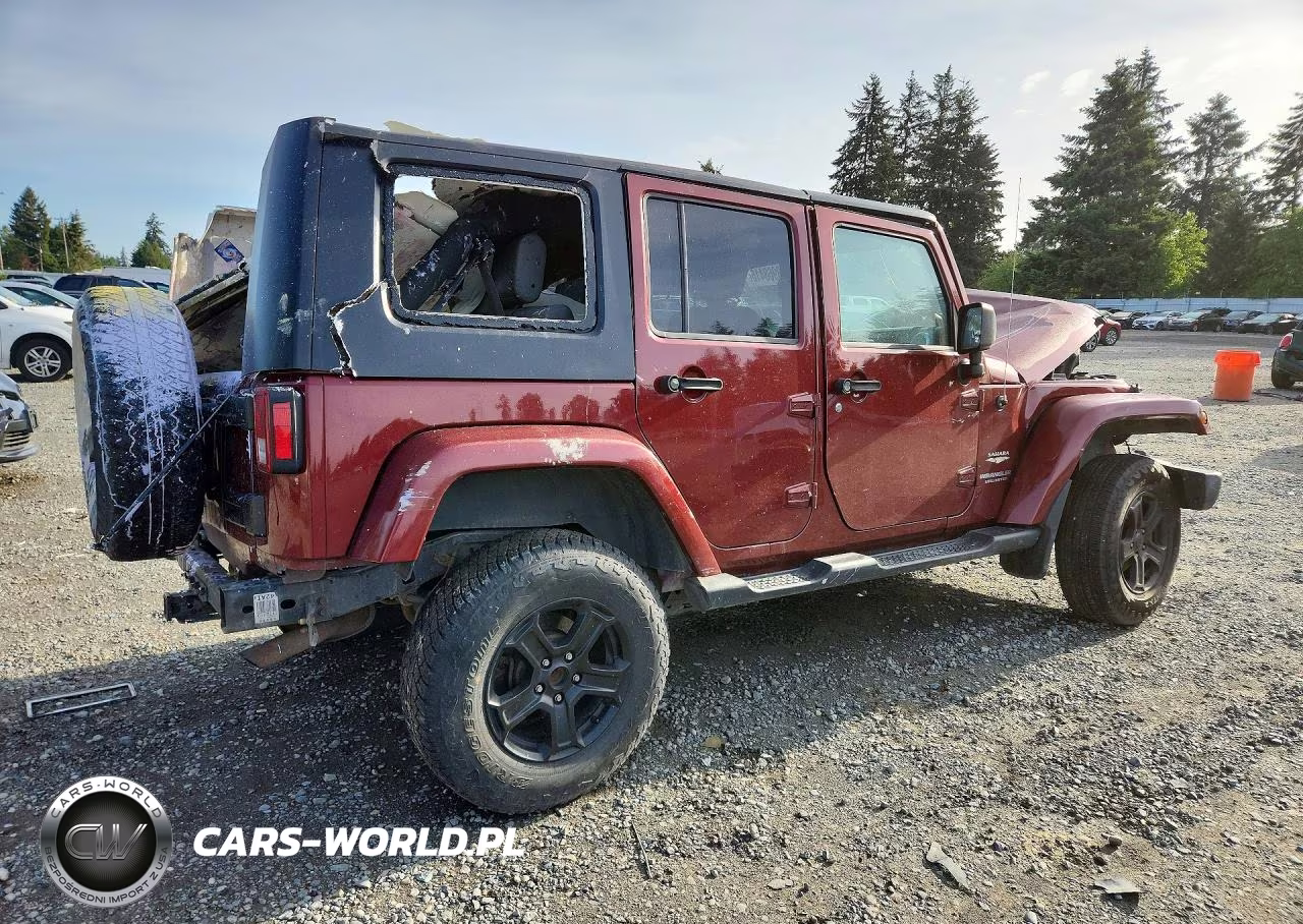 2008 Jeep Wrangler Unlimited Sahara VIN:1J4GA59158L552828 - 3