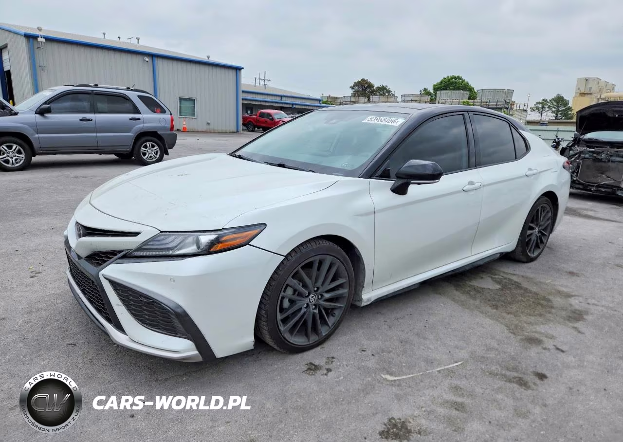 2021 Toyota Camry Xse V6 – zdjęcie 1 z 13