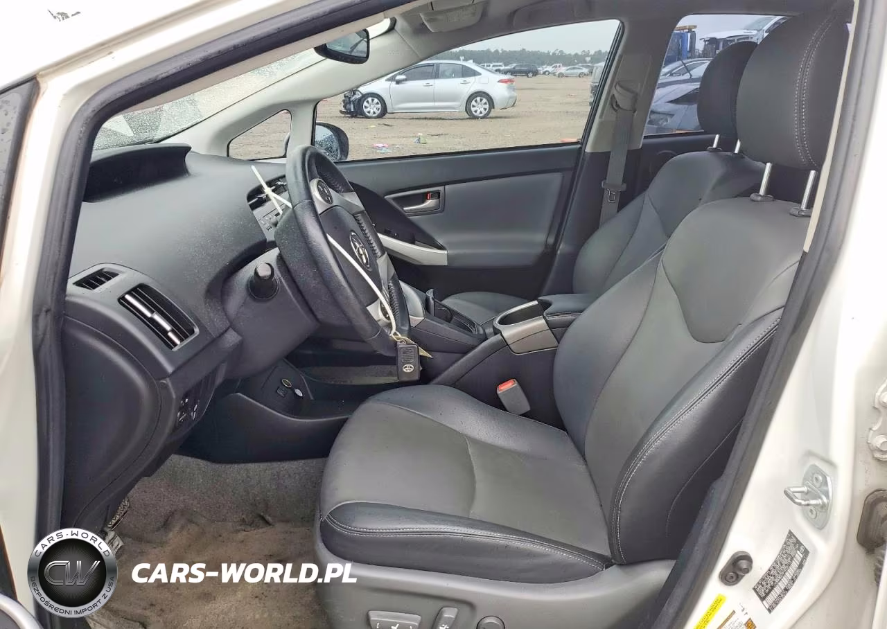 2015 Toyota Prius Four VIN:JTDKN3DU7F0405113 - 7