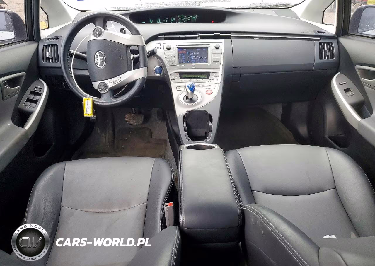2015 Toyota Prius Four VIN:JTDKN3DU7F0405113 - 8