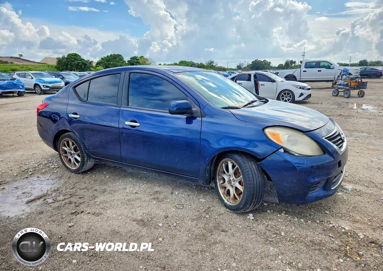 2012 Nissan Versa 1.6 S VIN:3N1CN7AP5CL815324 - 4