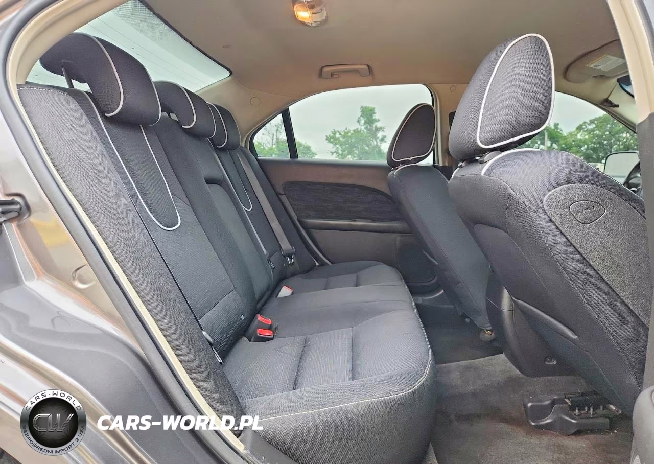 2010 Ford Fusion Se VIN:3FAHP0HA3AR206030 - 10