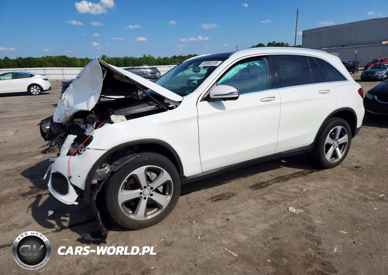 2017 Mercedes-Benz Glc 300 4Matic – zdjęcie 1 z 12