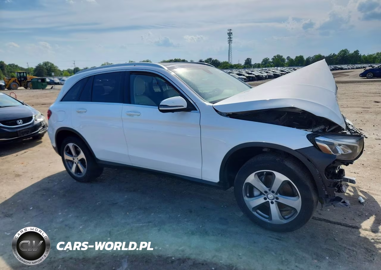 2017 Mercedes-Benz Glc 300 4Matic VIN:WDC0G4KB5HF140274 - 4