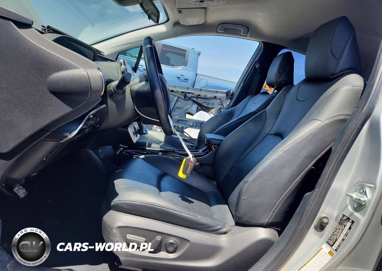 2019 Toyota Prius Prime Premium VIN:JTDKARFP2K3116168 - 7