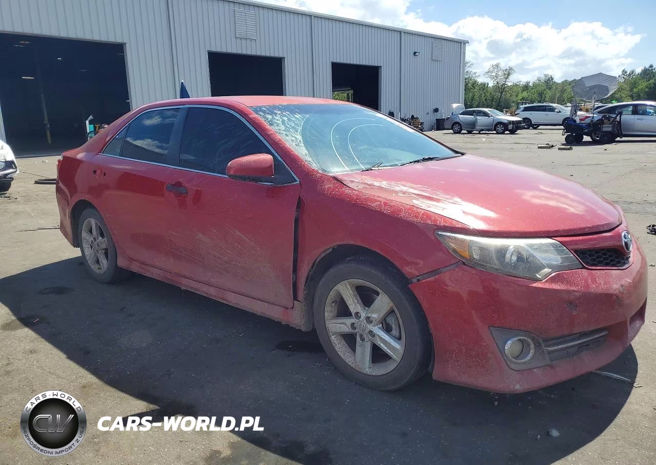2013 Toyota Camry Se VIN:4T1BF1FK4DU675172 - 4