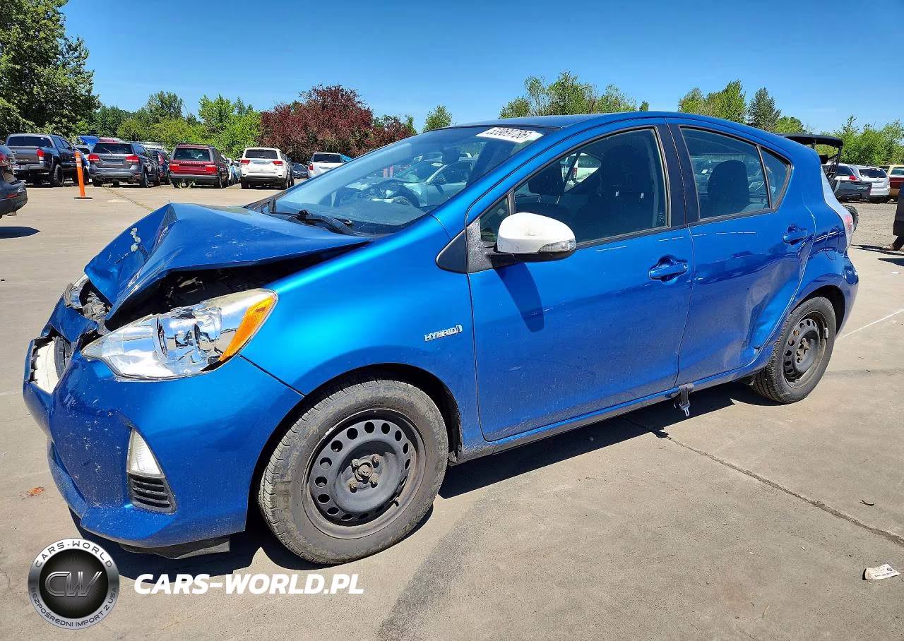 2014 Toyota Prius C Three