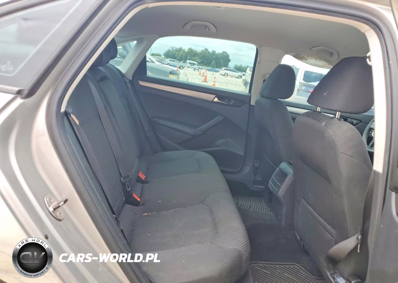2012 Volkswagen Passat S VIN:1VWAH7A39CC066142 - 10
