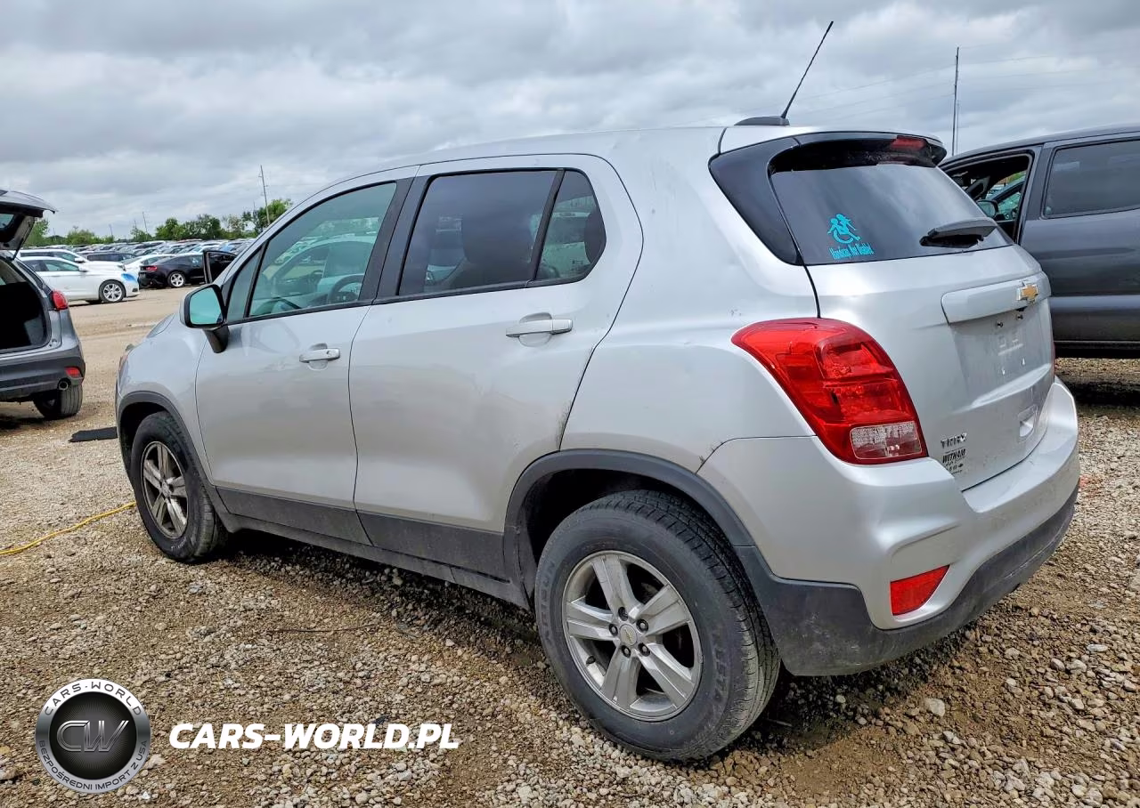 2020 Chevrolet Trax Ls VIN:KL7CJKSB4LB323655 - 2