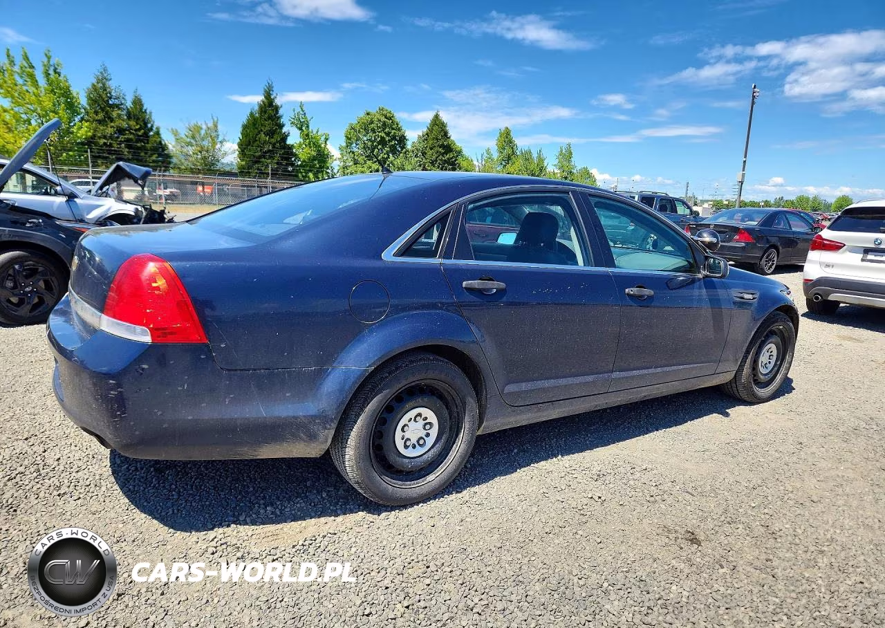 2013 Chevrolet Caprice Police VIN:6G1MK5U32DL819282 - 3
