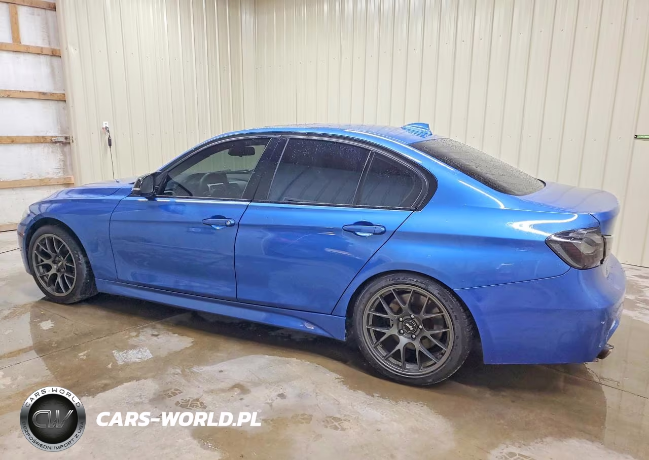 2013 BMW 335 Xi VIN:WBA3B9C59DF585664 - 2