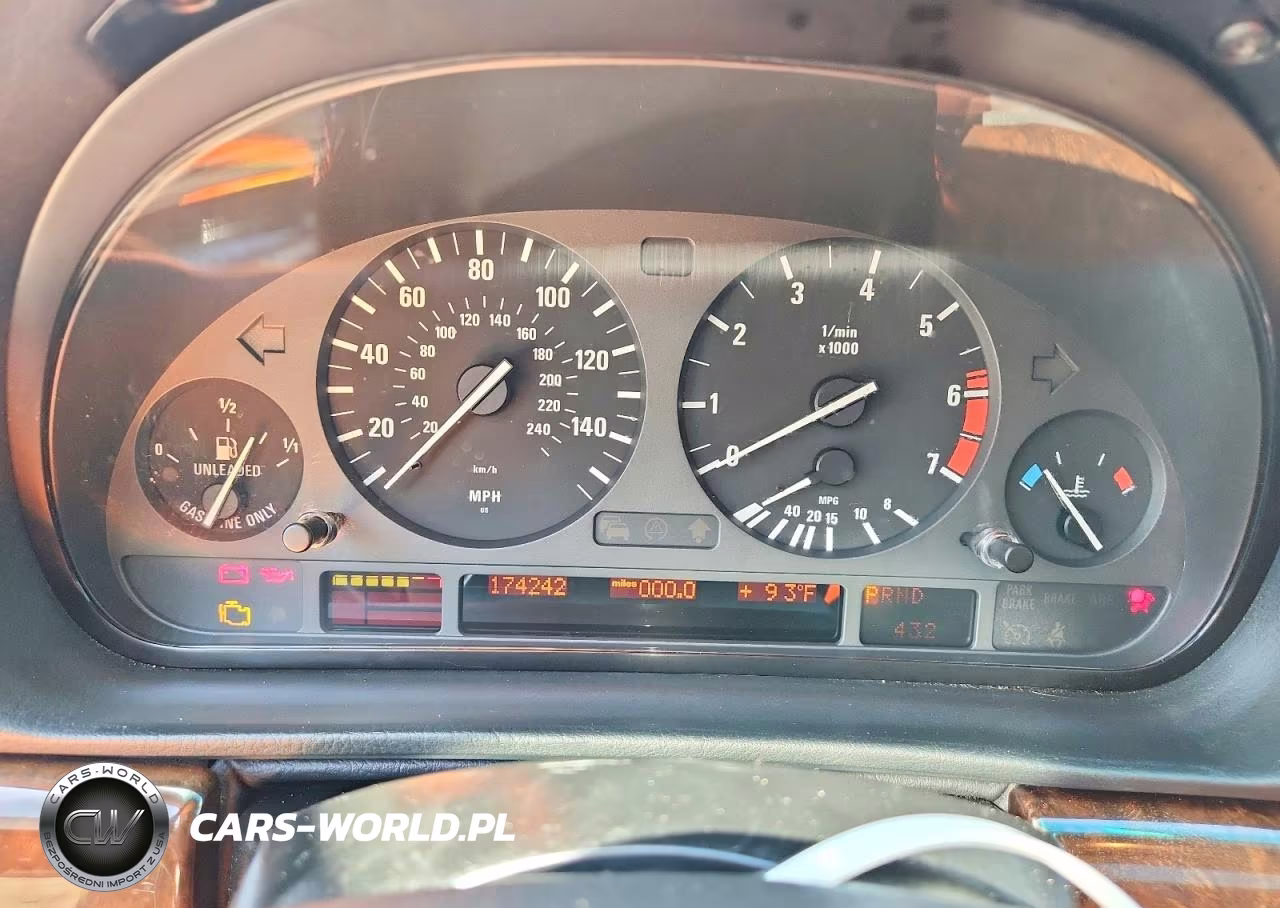 1998 BMW 740 I Automatic VIN:WBAGF832XWDL57399 - 9