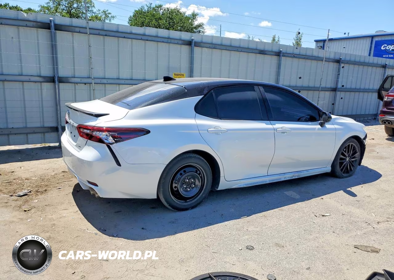 2024 Toyota Camry Xse VIN:4T1K61AK4RU226654 - 3