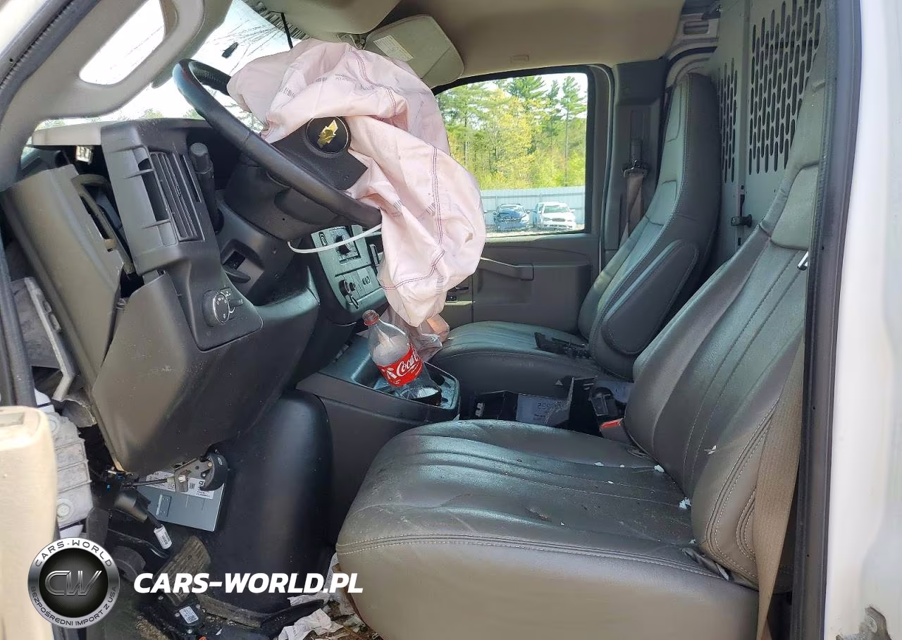 2022 Chevrolet Express G2500 VIN:1GCWGAFP8N1173430 - 7