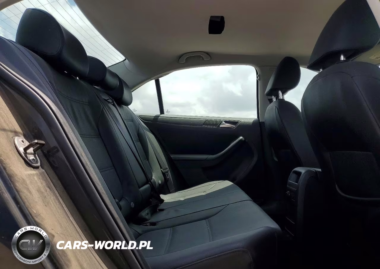2011 Volk Jetta VIN:3VWDZ7AJXBM323038 - 10