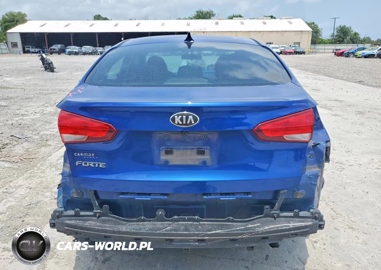 2018 Kia Forte Lx VIN:3KPFK4A77JE254840 - 6