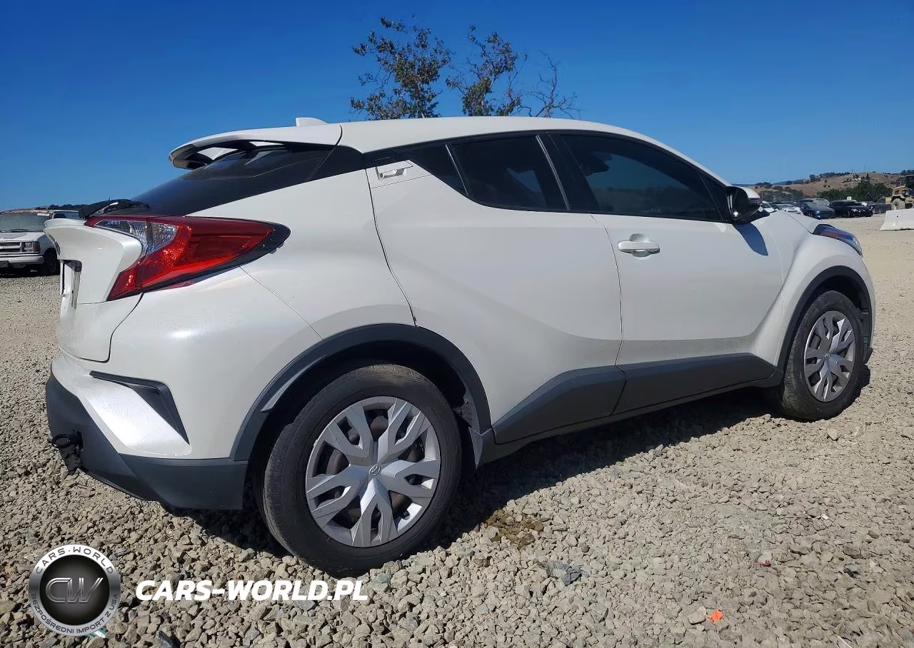 2020 Toyota C-Hr Le VIN:JTNKHMBX8L1067670 - 3