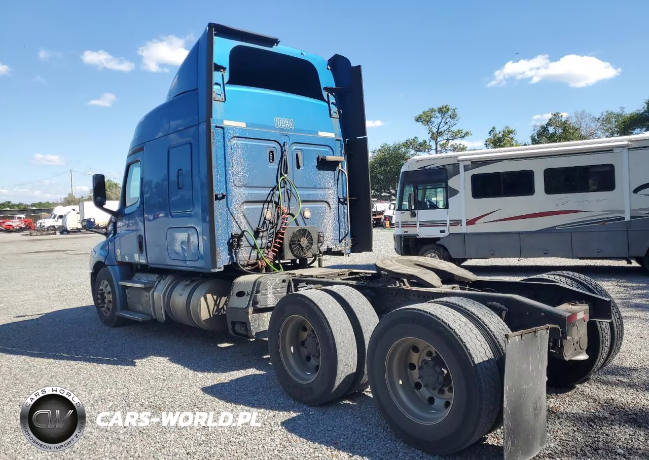 2019 Freightliner Cascadia 1 - Semi Truck VIN:3AKJHHDV7KSKB0929 - 3