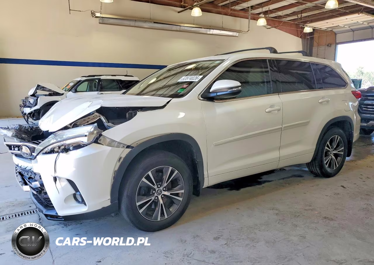 2017 Toyota Highlander Le Plus