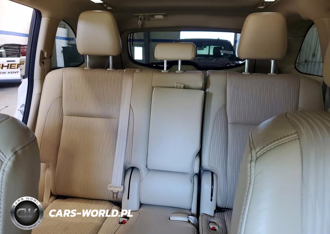 2017 Toyota Highlander Le Plus VIN:5TDBZRFH0HS481375 - 10