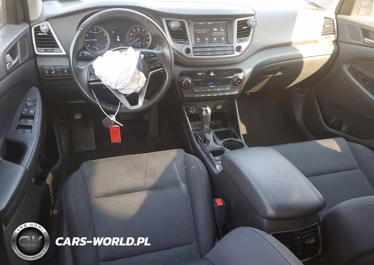 2018 Hyundai Tucson VIN:KM8J33A24JU784105 - 8