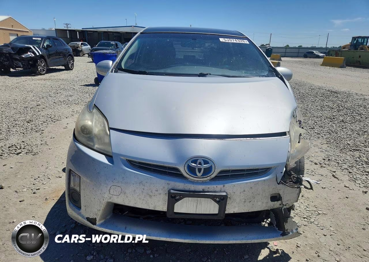 2014 Toyota Prius Three VIN:JTDKN3DU5E1773878 - 5