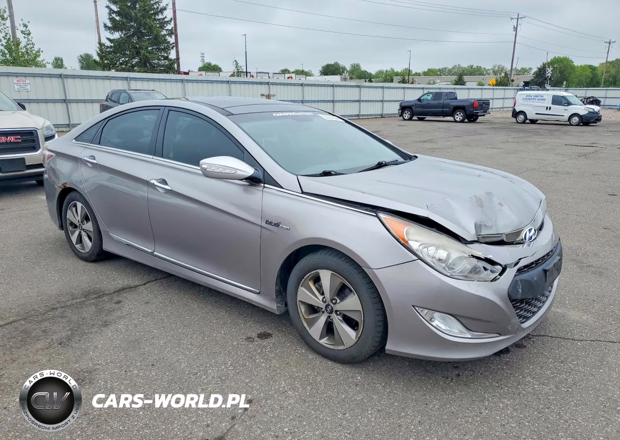 2012 Hyundai Sonata Hybrid VIN:KMHEC4A49CA046961 - 4