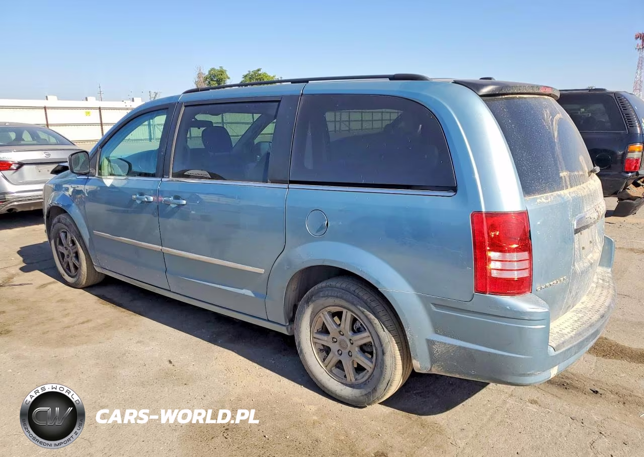 2010 Chrysler Town & Country Touring VIN:2A4RR5D17AR243514 - 2
