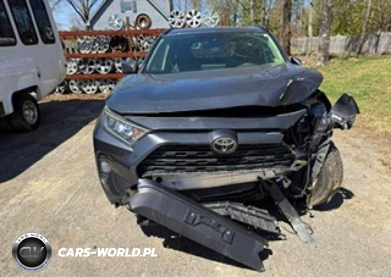 2019 Toyota Rav4 Xle VIN:JTMP1RFV1KD021695 - 4