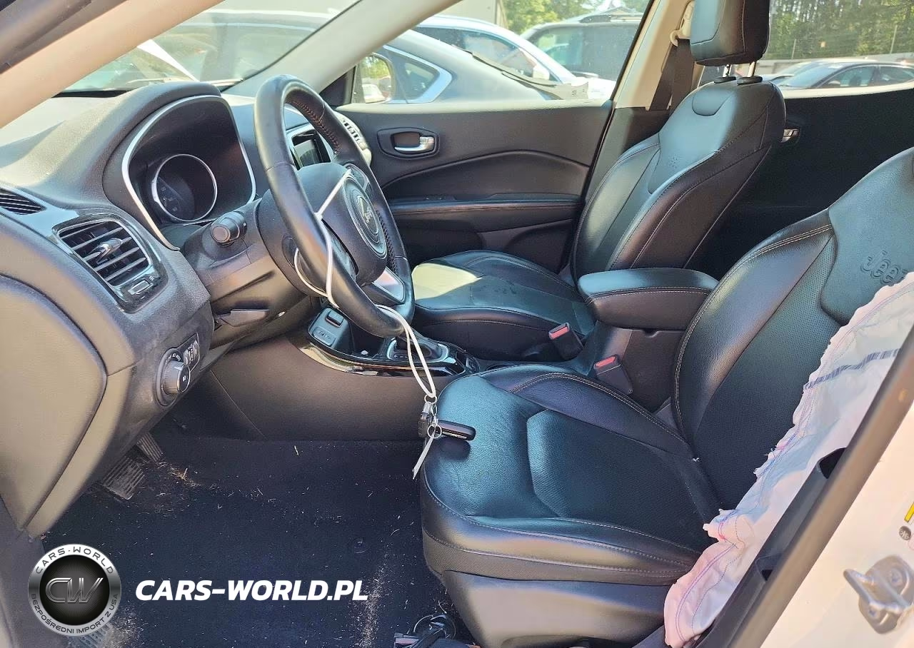 2018 Jeep Compass VIN:3C4NJCCB6JT240305 - 7
