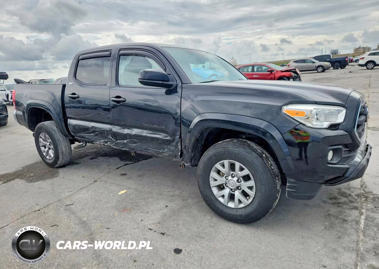 2017 Toyota Tacoma Sr5 V6 VIN:5TFAZ5CN1HX045448 - 4