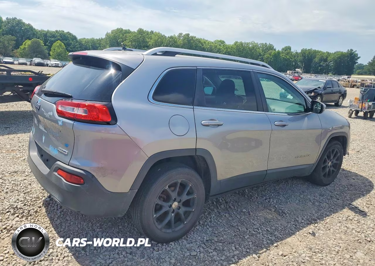 2014 Jeep Cherokee Latitude VIN:1C4PJLCB0EW292716 - 3