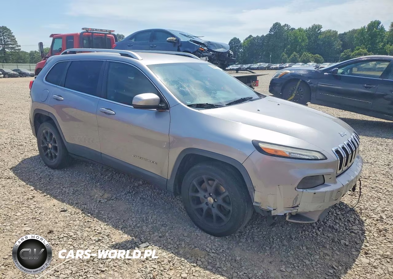 2014 Jeep Cherokee Latitude VIN:1C4PJLCB0EW292716 - 4