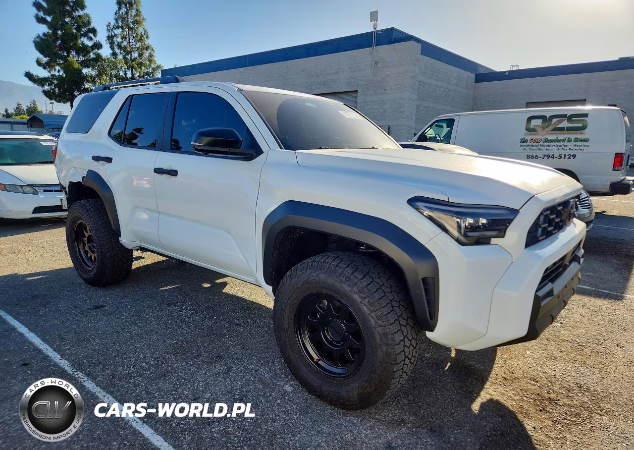 2025 Toyota 4Runner Trd Off-Road Premium VIN:JTEVA5BR8S5009168 - 4