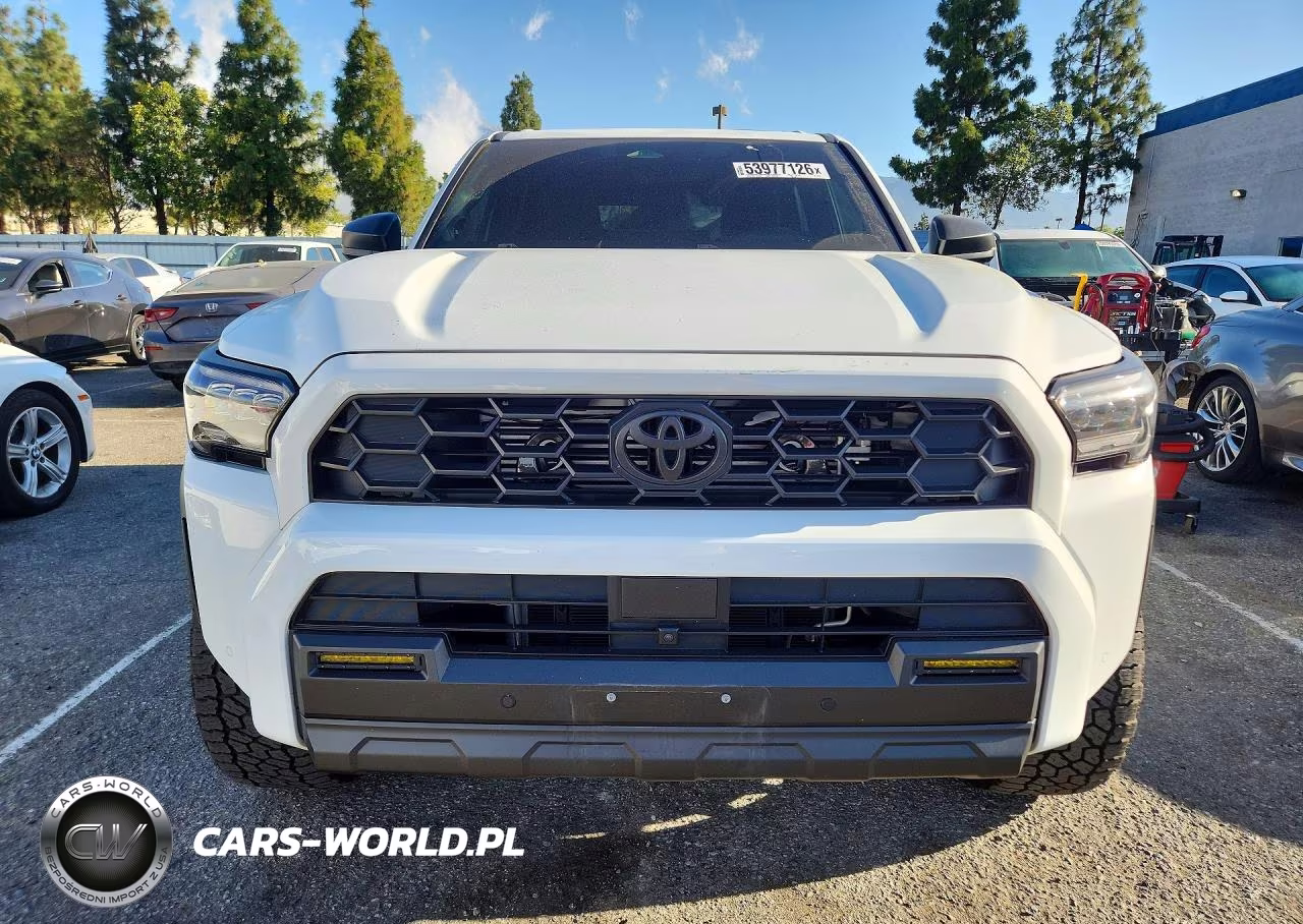 2025 Toyota 4Runner Trd Off-Road Premium VIN:JTEVA5BR8S5009168 - 5
