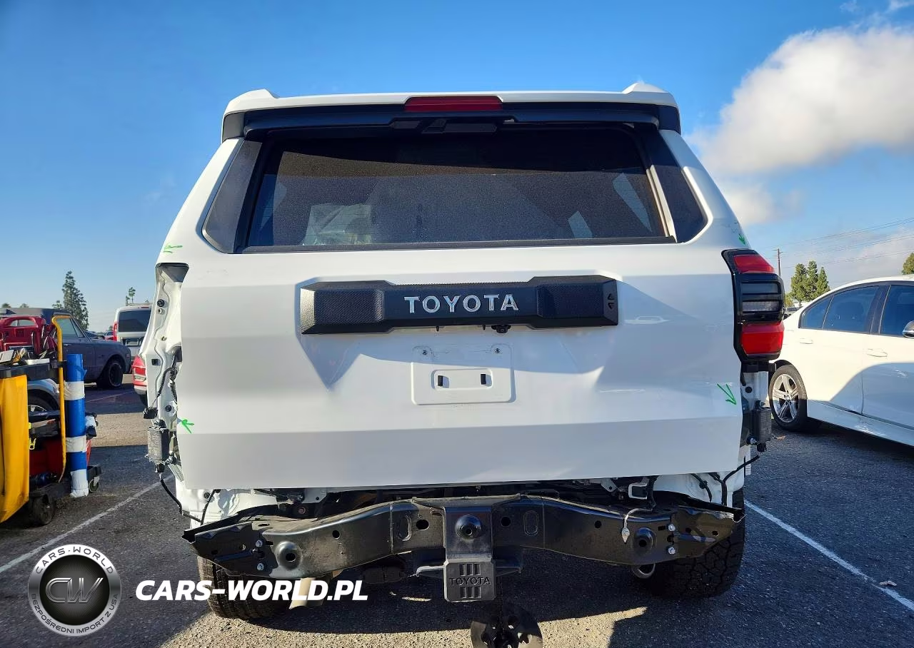 2025 Toyota 4Runner Trd Off-Road Premium VIN:JTEVA5BR8S5009168 - 6