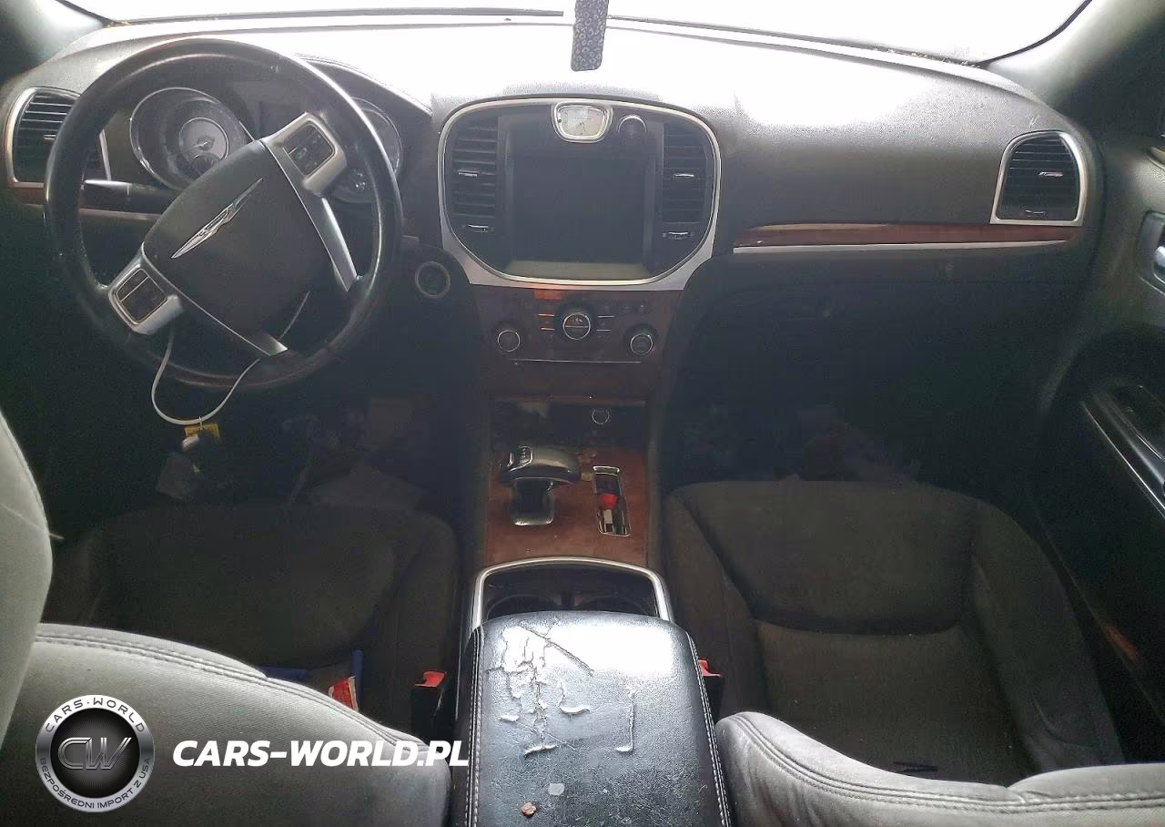 2012 Chrysler 300 VIN:2C3CCAAG7CH312715 - 8