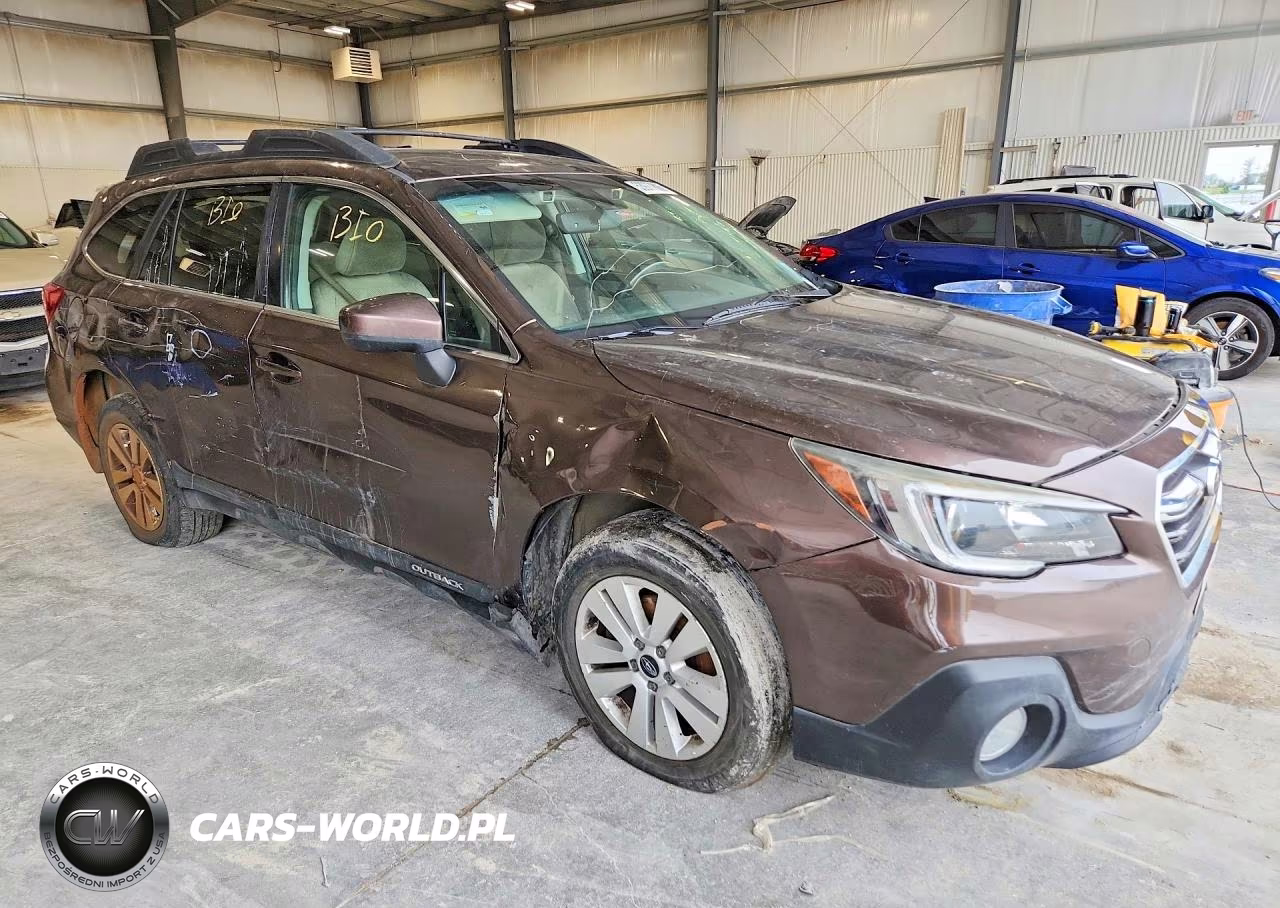2019 Subaru Outback 2.5I Premium VIN:4S4BSAFC1K3228631 - 4