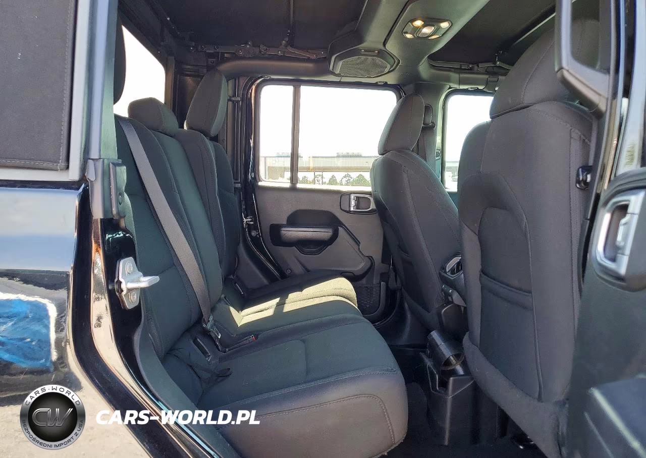 2020 Jeep Gladiator Sport VIN:1C6JJTAG3LL142299 - 10