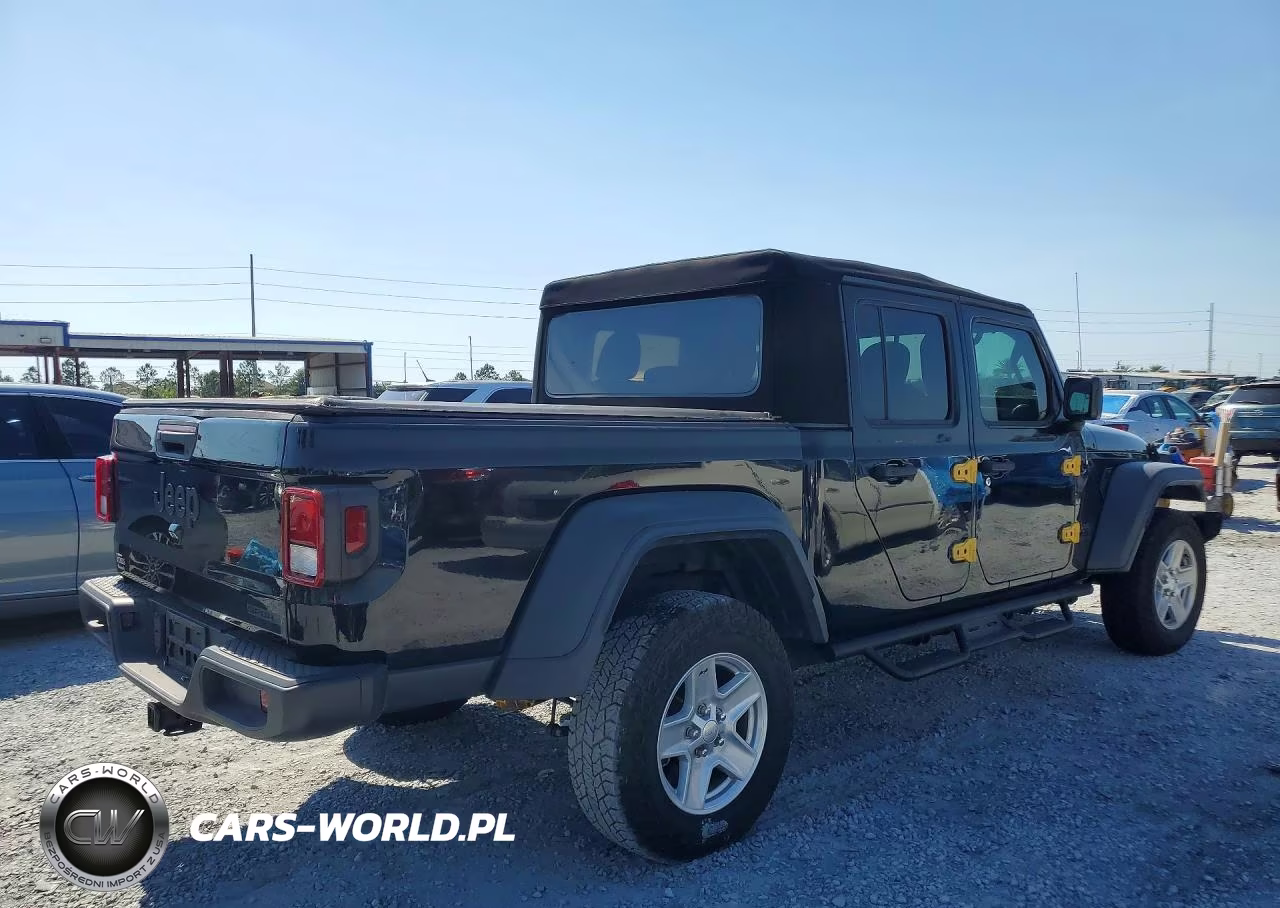 2020 Jeep Gladiator Sport VIN:1C6JJTAG3LL142299 - 3