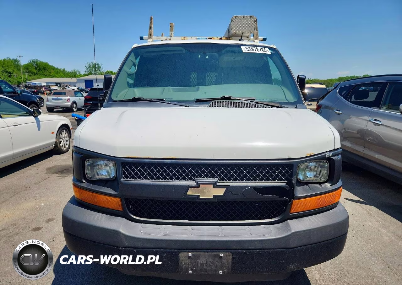 2015 Chevrolet Express G2500 VIN:1GCWGFCG0F1114181 - 5